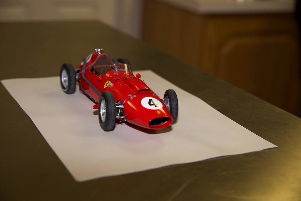 1-18 FERRARI DINO 246 F1 BY EXOTO18